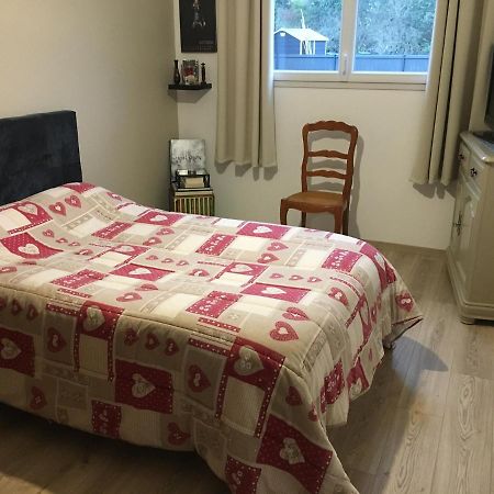 Au Vieux Bourg Lägenhet Guécélard Exteriör bild